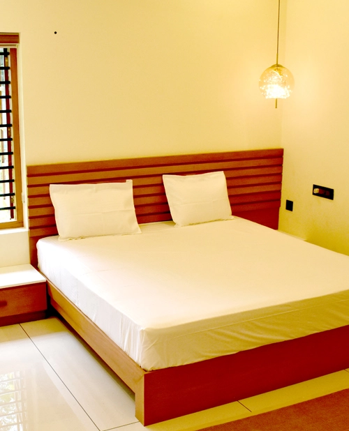 Alappuzha homestay with garden and kitchen